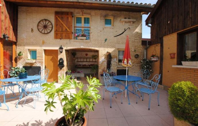 Bed and Breakfast Le Pigeonnier Dampierre-le-Chateau Exterior foto